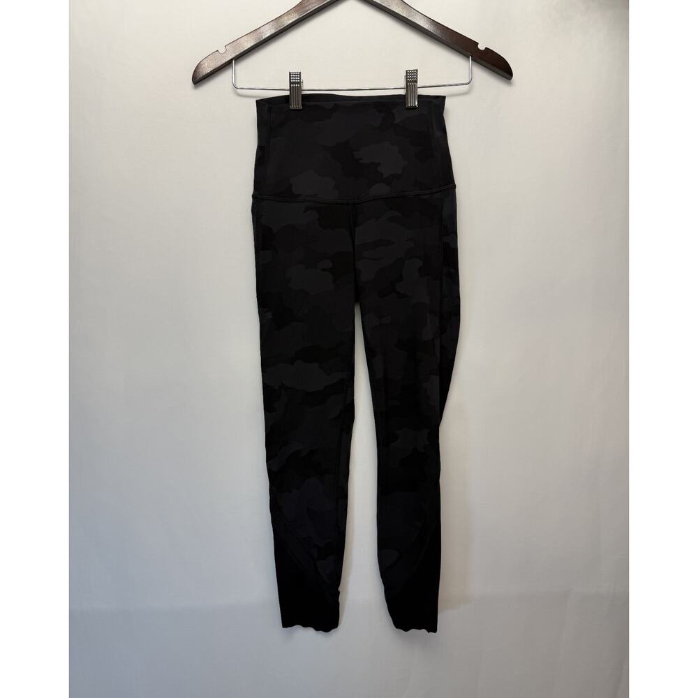 Lululemon Women's Black Gray Camouflage Fast and Free high rise Leggings